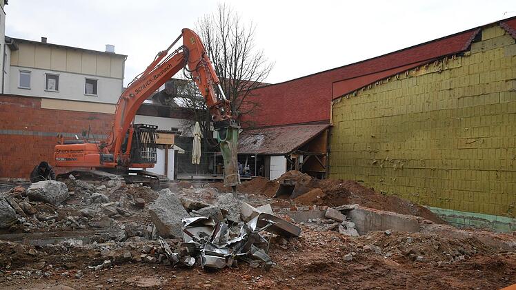 Abriss und Neubau alte Innenstadt-Mensa, Austraße Foto: Ronald Rinklef