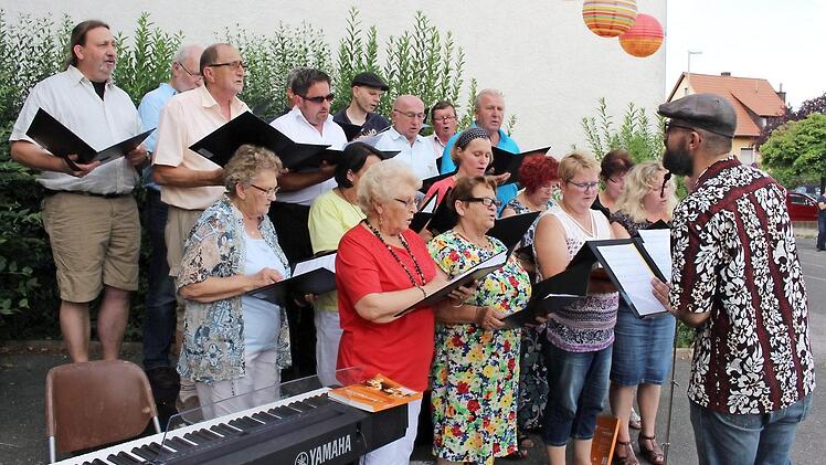 Die Wachenrother sangen "Schön war die Zeit". Foto: Evi Seeger