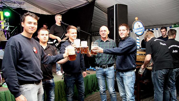 Impressionen von der Bucher Kerwa Richard Sänger