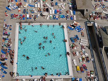 Freibad am Stadtstrand in Barcelona