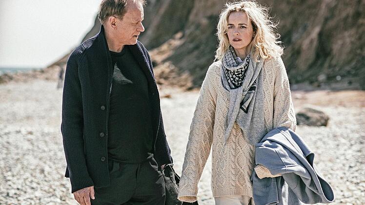 Starke Frau, schwacher Mann: Stellan Skarsgård und Nina Hoss in Volker Schlöndorffs "Return to Montauk". Foto: Berlinale