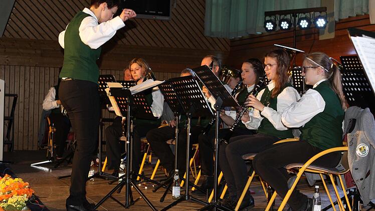 Beim Jubiläumskonzert gab es einen Querschnitt aus dem Repertoire der Musikkapelle Nordhalben. Foto: Michael Wunder