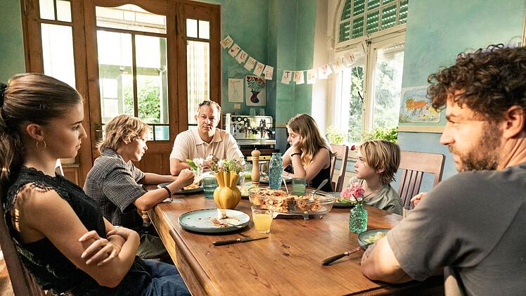 Wird sich die Familie nach dem Tod von Lou zusammenraufen k&ouml;nnen?