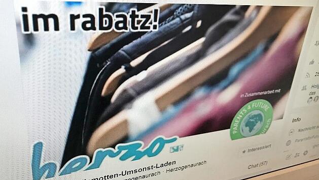 Die Werbung in Sachen "Klamotten-Umsonst-Laden" l&auml;uft auf allen Kan&auml;len. Die Organisatoren hoffen auf einen guten Zulauf.  Foto: mb