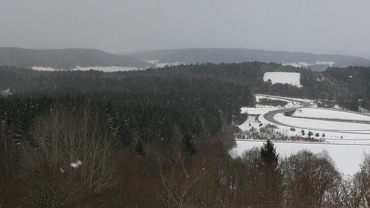Bei Eisfeld ist der ehemalige Grenzstreifen nicht zu erkennen, der jetzt zu einem Grünen Band durch ganz Europa werden soll. Fotos: Thomas Heuchling