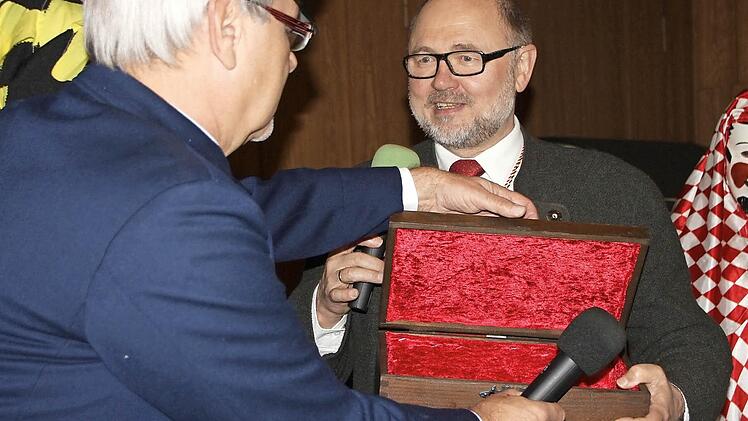 Eberns Stadtkasse weist sogar noch ein Polster fürs nächste Jahr auf.