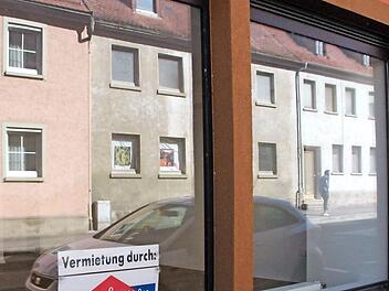 Viele Leerstände - Wohnhäuser oder Ladenräume, sind auch in Münnerstadt ein Problem. Eine forcierte städtische Innenstadtentwicklung soll helfen, den Wohnwert in der Stadt und damit auch die wirtschaftliche Attraktivität zu erhöhen. Foto: Heike Beudert