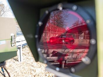 Blitzeraktion auf A9 bei Berg - fast 350 Verstöße
