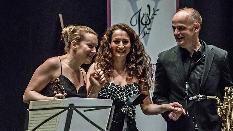 Das Trio Rhapsody Three begeisterte das Publikum beim Coburger "Verein". Foto: Jochen Berger