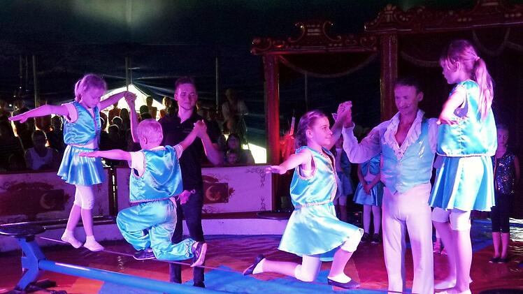 "Eine Reise nach Fantasien" war einer der Programmpunkte, der wohleinstudiert zum Besten gegeben wurde.  Foto: Lothar Weidner