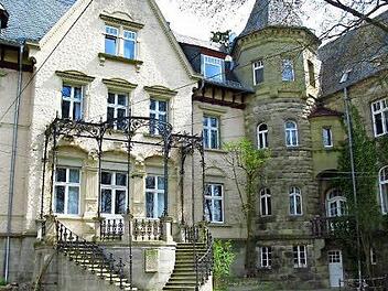 Das Theater Schloss Maßbach bietet Schulen auch für die nächste Spielzeit eine Zusammenarbeit an.  Foto: Archiv