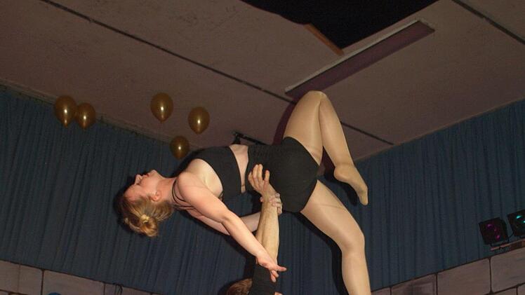 Das Tanzpaar Elena Wich und Florian Mack