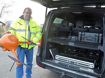 Thomas Schmidt macht sein "Flaggschiff" startklar.  Foto: Rainer Lutz