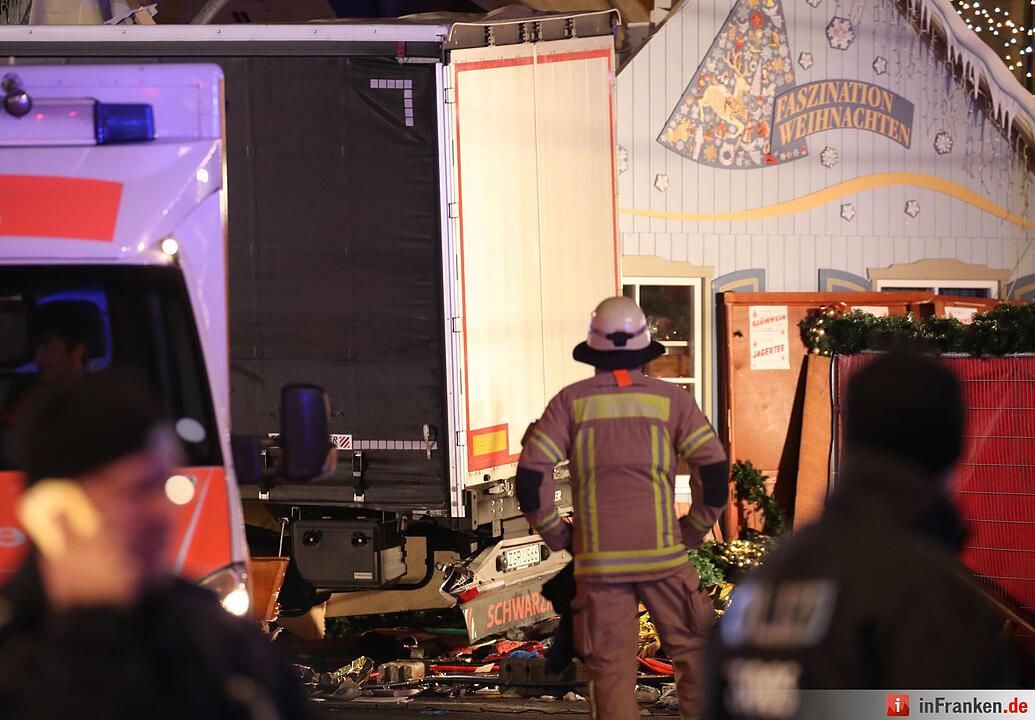 Anschlag mit Lastwagen auf Berliner Weihnachtsmarkt