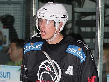 Michael Breyer erzielte den Treffer zum 2:6 bei der 2:7-Niederlage der Haßfurter Hawks am Sonntagabend beim Ost-Regionalligisten Schönheider Wölfe.  Foto: Ralf Naumann