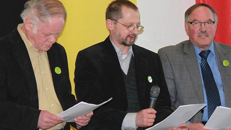 Berichte aus der Entstehungsgeschichte des Museums trugen (von links) Karl-Heinz Krebs, Rudolf Kaspar und Andreas Remshard vor. Foto: Katharina Becht