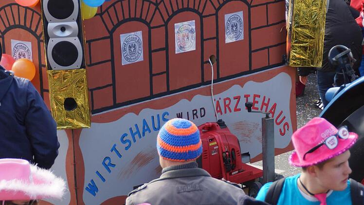 Stammtisch Sprich leise Foto: Johannes Michel