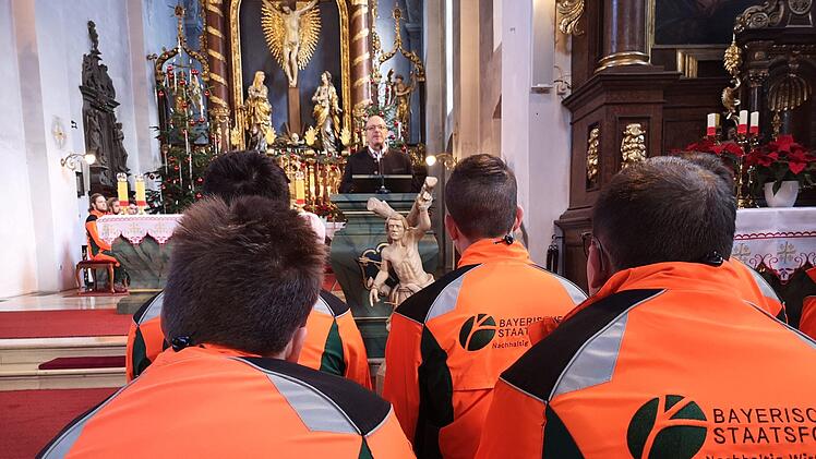 Gotthard Schwender sprach über die Aufgaben und Sorgen der Forstleute  und Waldarbeiter anlässlich des 50. Sebastianstags in der Klosterkirche  am Kreuzberg. Foto:  Marion Eckert