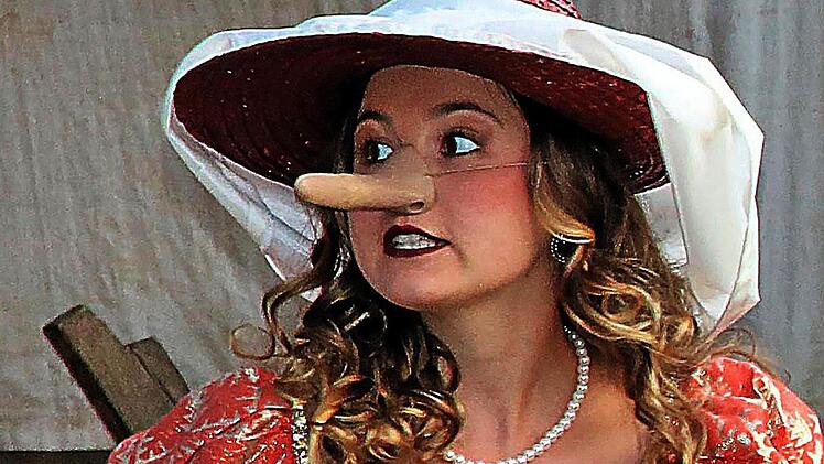 Szene aus "Der Medicus vom Orient" in Poppenlauer. Dieter Britz