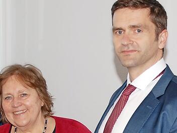 Brigitte Glos und ihr Nachfolger Stefan Trebes