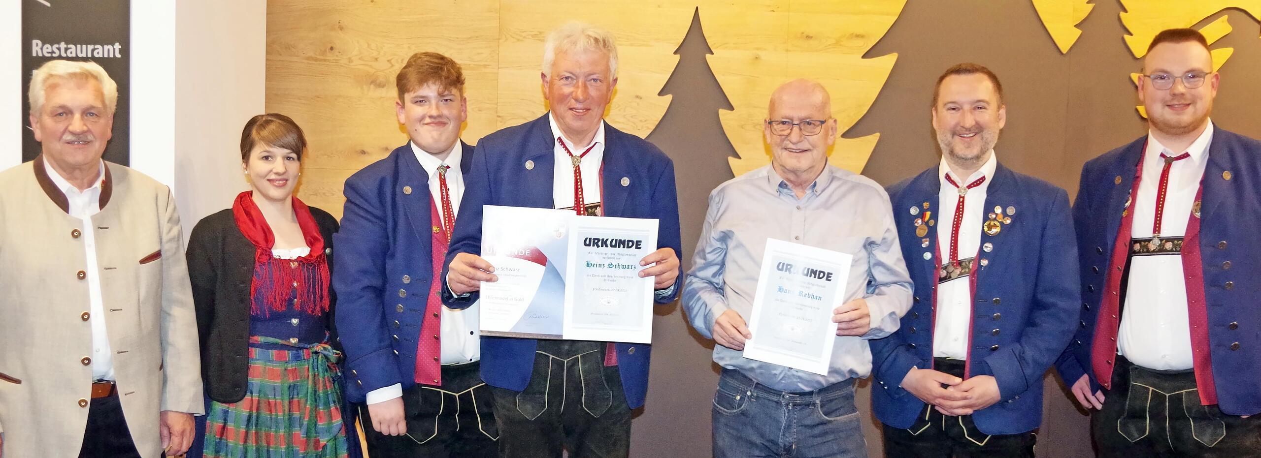 Musikverein Neukenroth ehrte und plant den Neustart