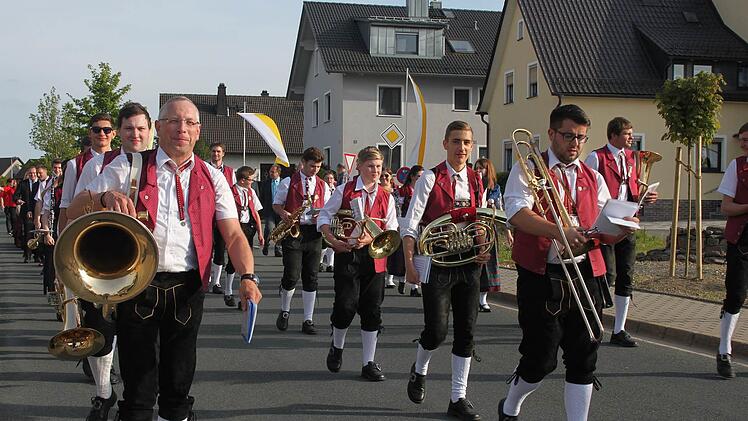 Über 30 Musikkapellen wirkten mit.  Foto: Veronika Schadeck