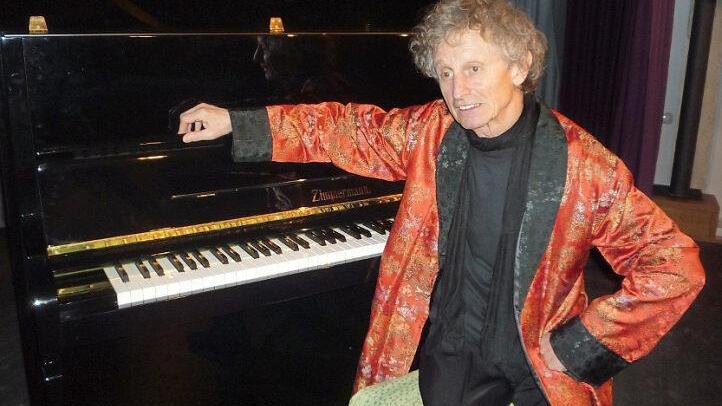 Ludwig Schmidt versteht es, mit seiner Musik die Menschen zu berühren. Foto: Elisabeth Görner