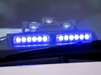 Selb: Fahranfänger (18) ohne Zulassung, mit falschem Kennzeichen und unter Drogeneinfluss erwischt