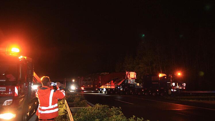 Schwertransporter Bamberg am 5. Mai 2015 Foto: Ferdinand Merzbach
