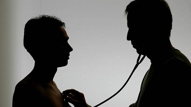 Immer mehr Patienten sehen sich als Opfer von Behandlungsfehlern. Foto: Soeren Stache, dpa