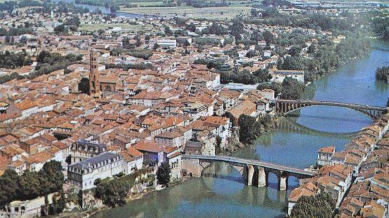 Blick auf Villeneuve-sur-Lot Repros: Dieter Seyfarth