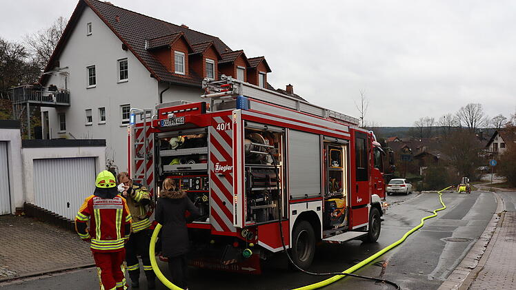 Gartenhaus steht in Vollbrand