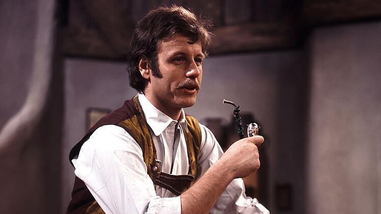 Im BR-"Kom&ouml;dienstadel" feierte Gerhart Lippert ab den 1970er-Jahren gro&szlig;e Erfolge.