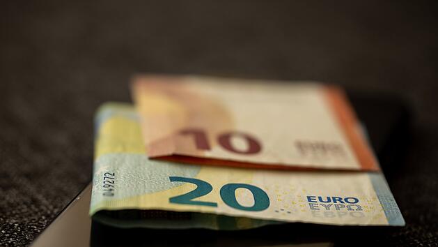 Gehalt, Einkommen, Geld, Euro, Stundenlohn, Lohn