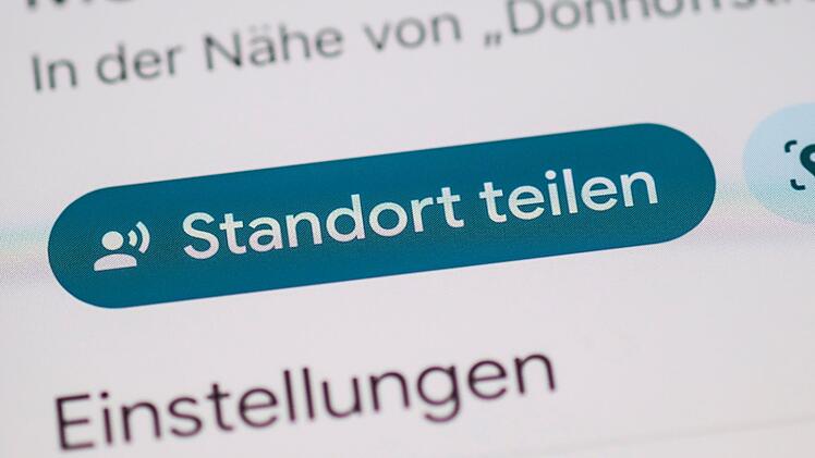 Teilen des Live-Standorts via Smartphone