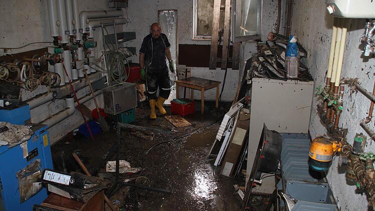 Juniorchef Markus Wanderer räumt auf. Fotos: Jürgen Gärtner