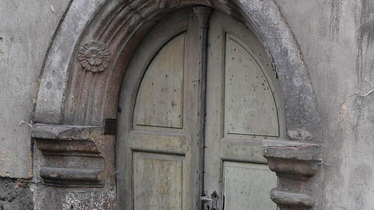 ... mit seinem Renaissance-Portal. Fotos: Ronald Rinklef