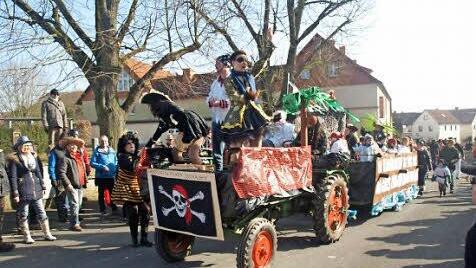Faschingsumzug in Ebenhausen   Foto: Stefan Geiger