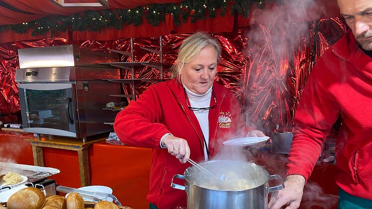 Countdown zur Eröffnung des weltberühmten Christkindlesmarktes: Schönster Weihnachtsmarkt Europas steht in den Startlöchern