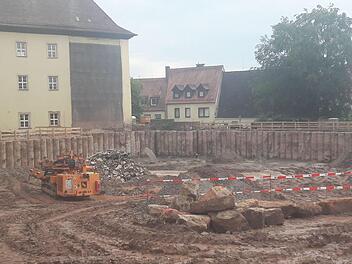 Der Beginn des Rohbaus wird sich verzögern, im Schlossgebäude geht es aber wie geplant weiter. Foto: Bernhard Panzer