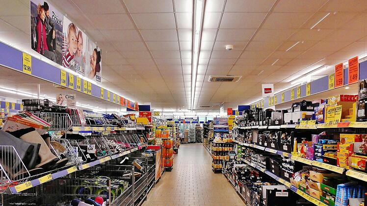 Ab November soll es Benzin bei Aldi am Münchner Ring geben. Symbolbild: pixabay.com