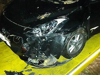Das demolierte Auto des 25-jährigen Mannes aus Schwabach. Foto: Daniela Möbs