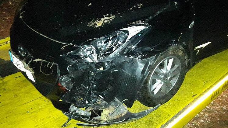 Das demolierte Auto des 25-jährigen Mannes aus Schwabach. Foto: Daniela Möbs