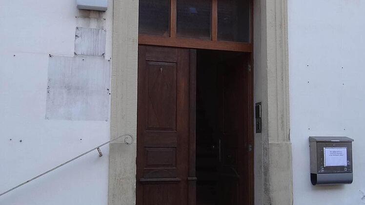 In Klein Nürnberg 7 öffnet die Katholische Kirchengemeinde in Ebern die Türen und Herzen für Asylbewerber. Foto: Eckert