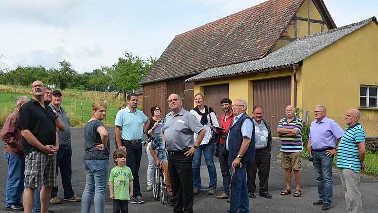 Stadtteil-Rundgang in Poppenroth. Foto: Peter Rauch