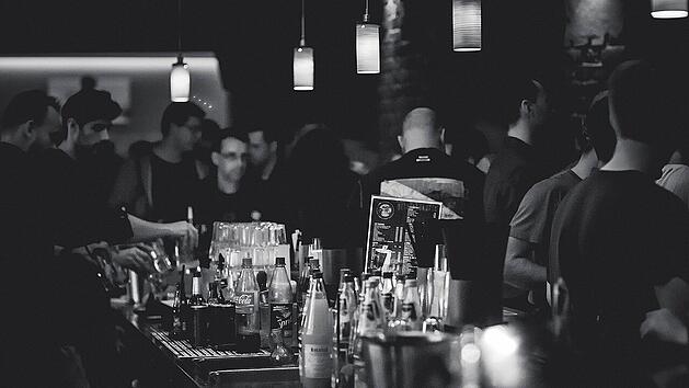 In Coburg kannst du in Bars und Kneipen schöne Abende verbringen.