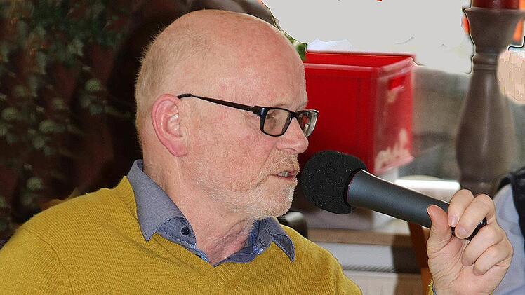 Aus seinem Leben erzählte Roland Kneuer, der seit sechs Jahren  querschnittsgelähmt ist. Foto: Dieter Britz