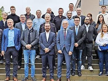 Interessante Einblicke ins Technologietransferzentrum erhielten die Teilnehmerinnen und Teilnehmer des Stiftertreffens.