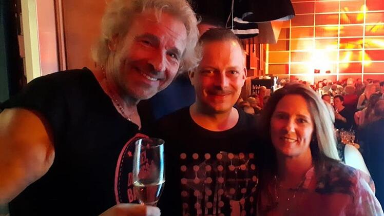 Glückwunsch zum 40. von Thomas Gottschalk: Für Oliver Günther, der Neujahr Geburtstag hat,  und seine Frau Daniela war die Bayern-1-Party im Funkhaus in München eine Riesenerlebnis. Foto: privat