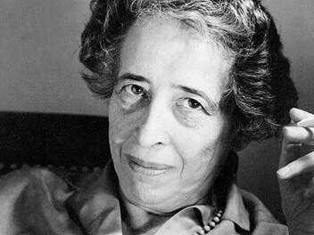 Hannah Arendt (1906 bis 1975), um das Jahr 1963: Damals wurde sie heftig f&uuml;r ihr Buch "Eichmann in Jerusalem. Ein Bericht von der Banalit&auml;t des B&ouml;sen" &uuml;ber den Eichmann-Prozess kritisiert.